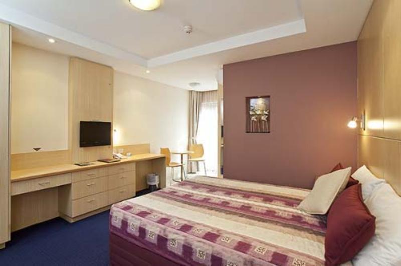 Airolodge International Motel