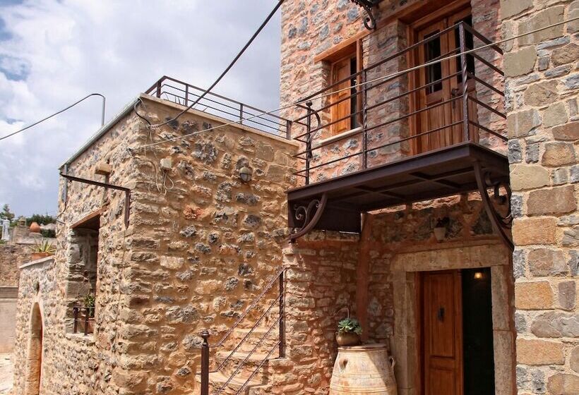 Dorovinis Country Houses