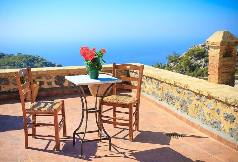 Dorovinis Country Houses