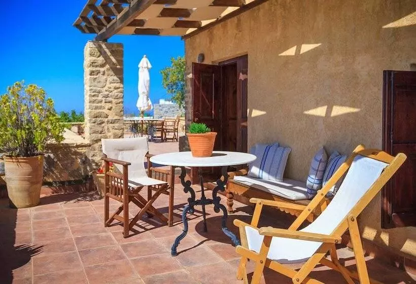 Dorovinis Country Houses