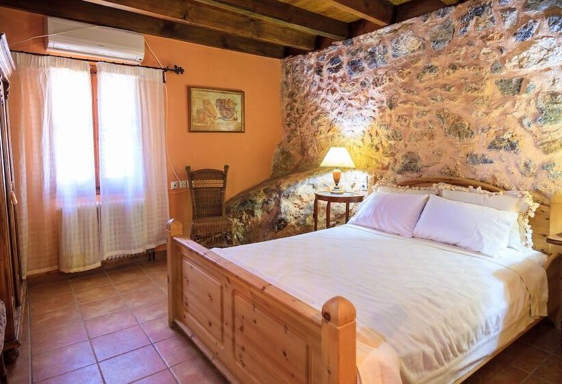 Dorovinis Country Houses