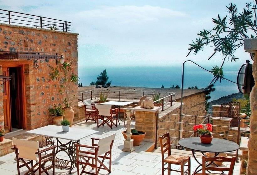 Dorovinis Country Houses