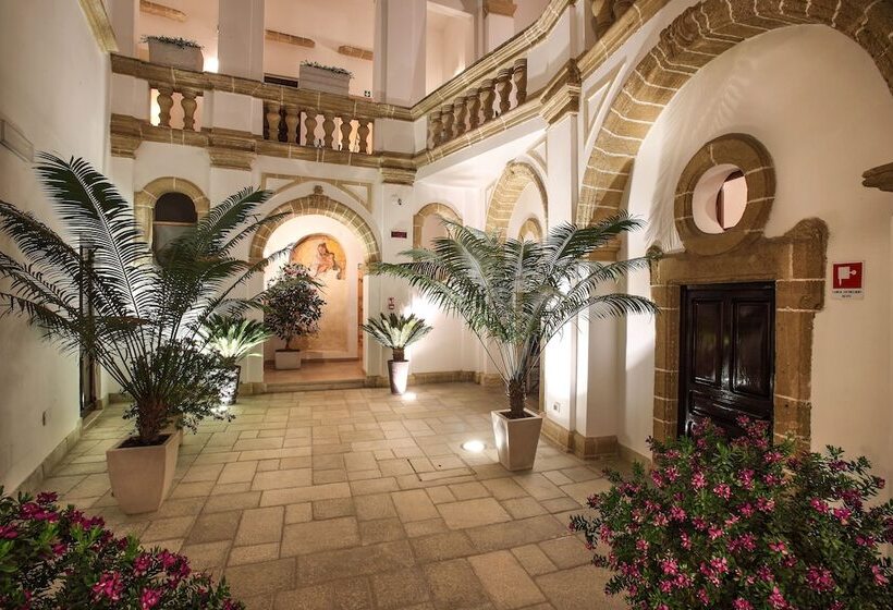 Al Pescatore Hotel & Restaurant