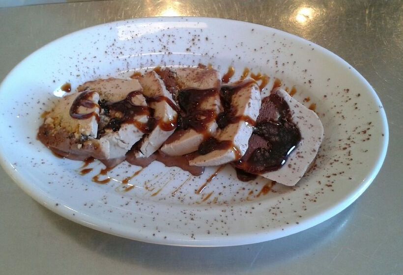 Al Pescatore Hotel & Restaurant