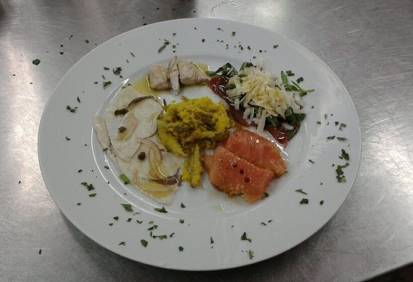 Al Pescatore Hotel & Restaurant