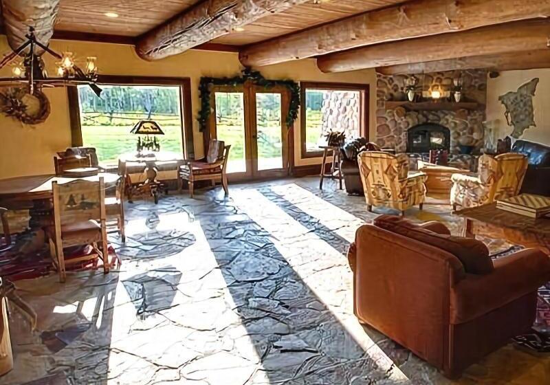 호텔 Daniels Summit Lodge