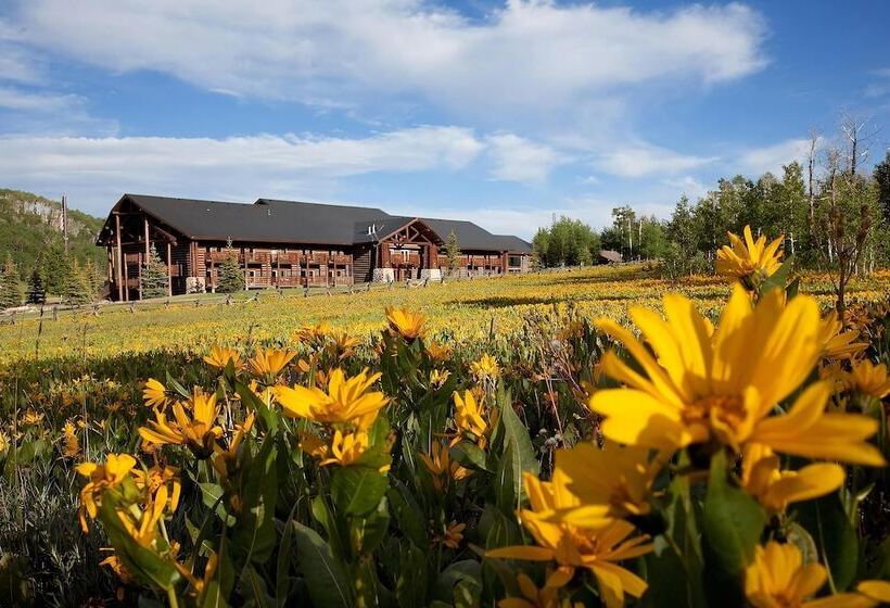 호텔 Daniels Summit Lodge