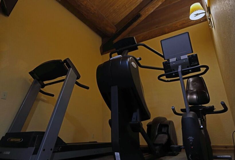 호텔 Daniels Summit Lodge