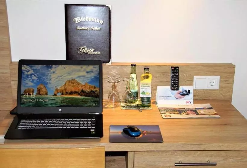 Gasthaus Und Landhotel Wiedmann