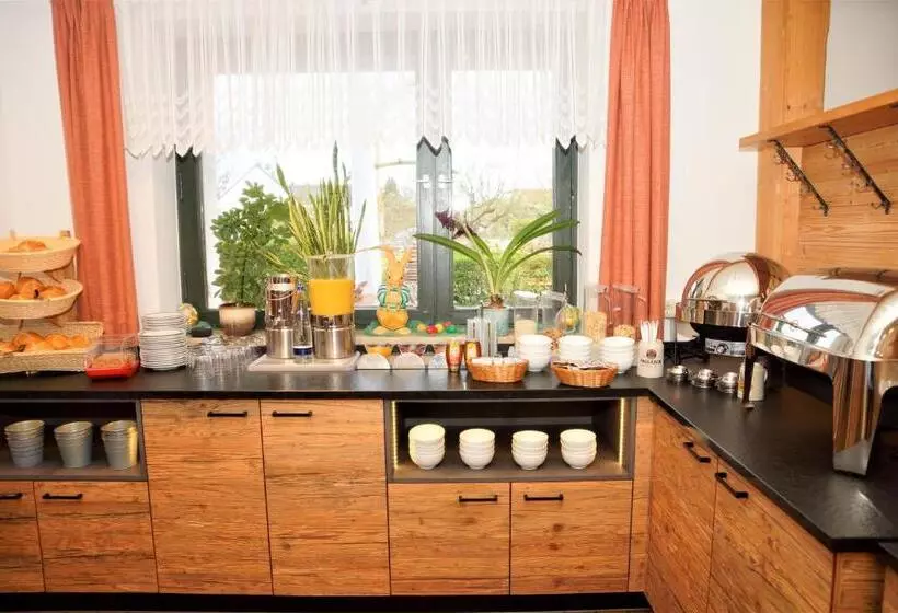 Gasthaus Und Landhotel Wiedmann