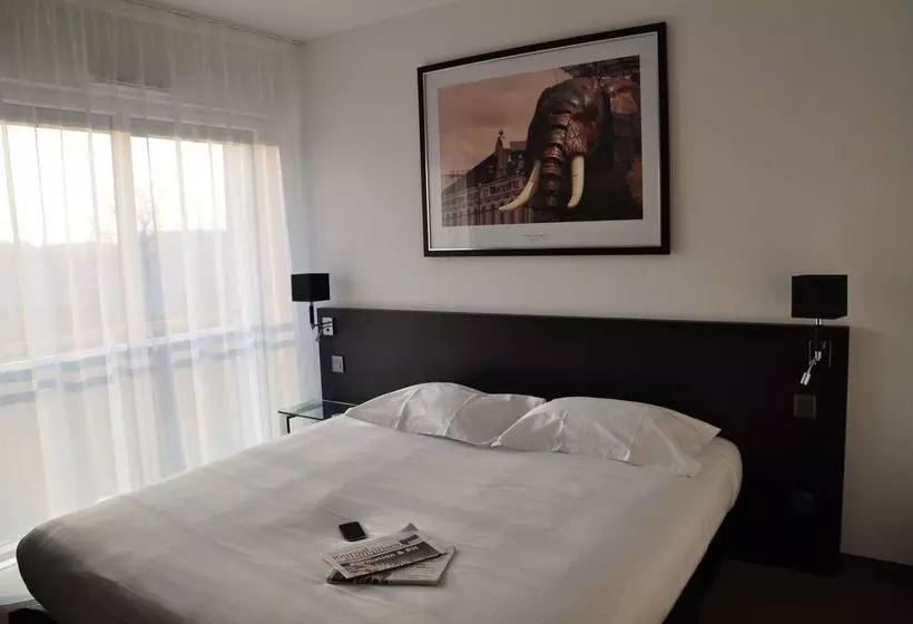 酒店 Golden Tulip Nantes Carquefou Suite