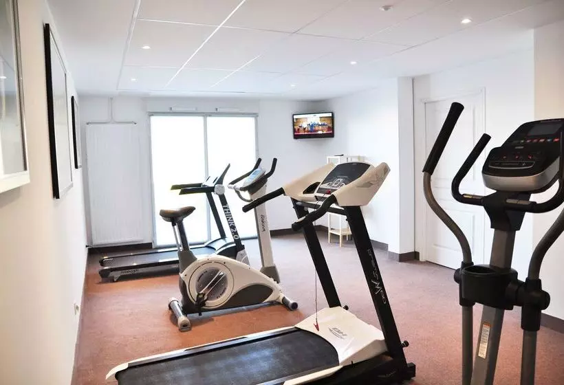 酒店 Golden Tulip Nantes Carquefou Suite