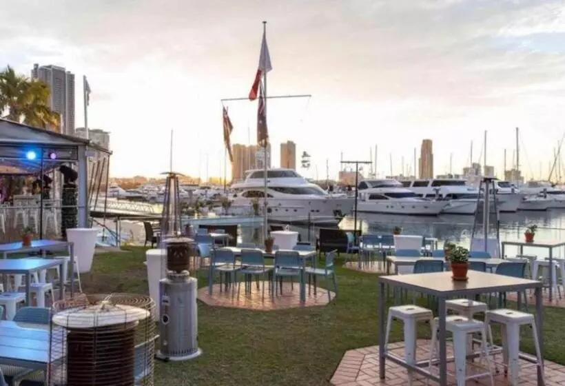 Отель Harbour Side Resort