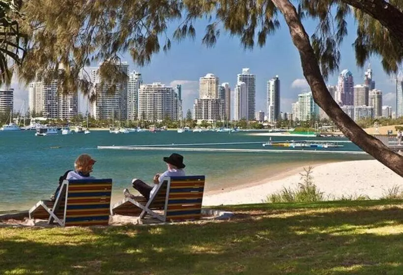 Отель Harbour Side Resort