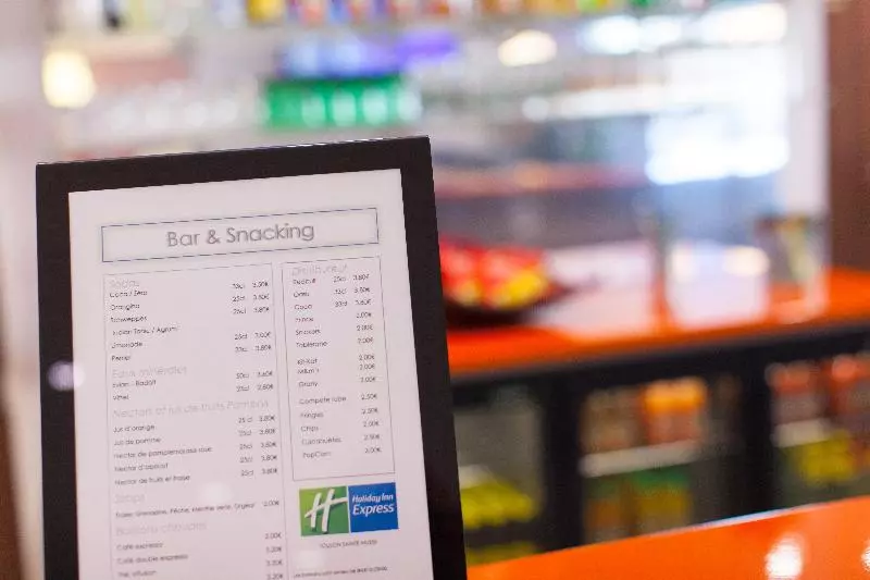 فندق Holiday Inn Express Toulon Est, An Ihg