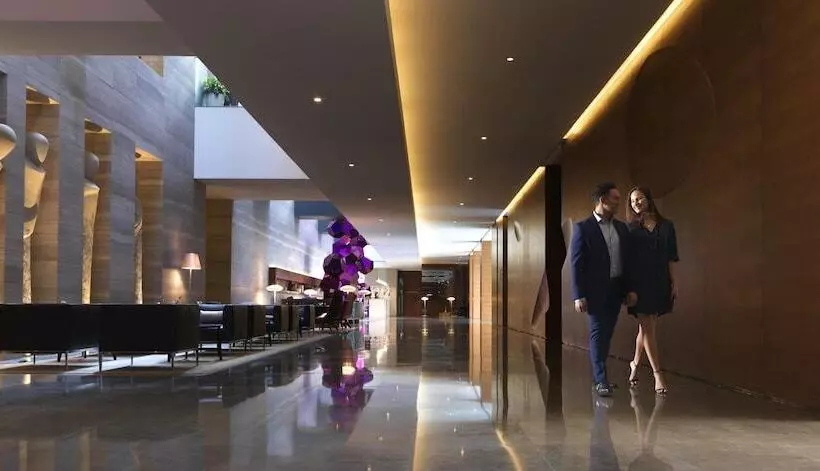 Отель Intercontinental Dubai Marina, An Ihg