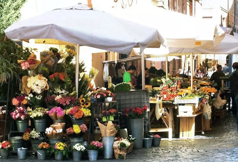 هتل Mario De  Fiori 37