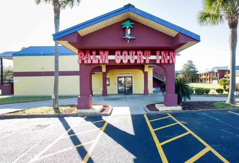 Отель Palm Court Inn & Suites