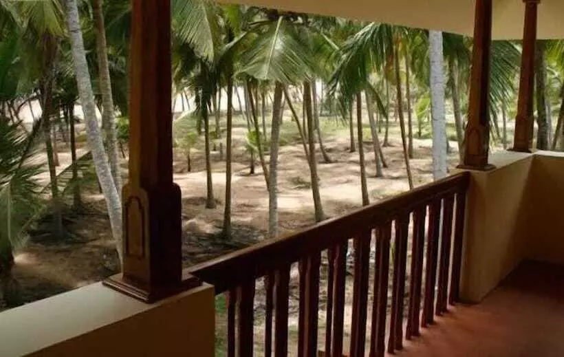 ホテル Palmleaves Beach Resort
