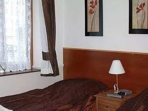 בית מלון כפרי Royal