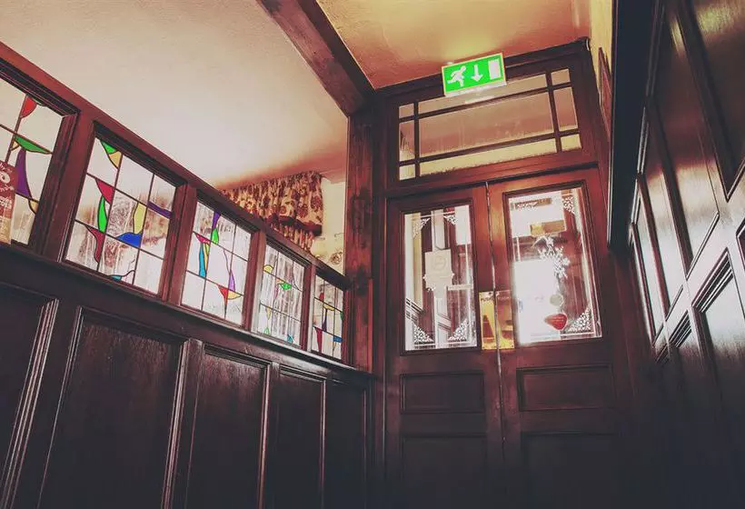 בית מלון כפרי Royal