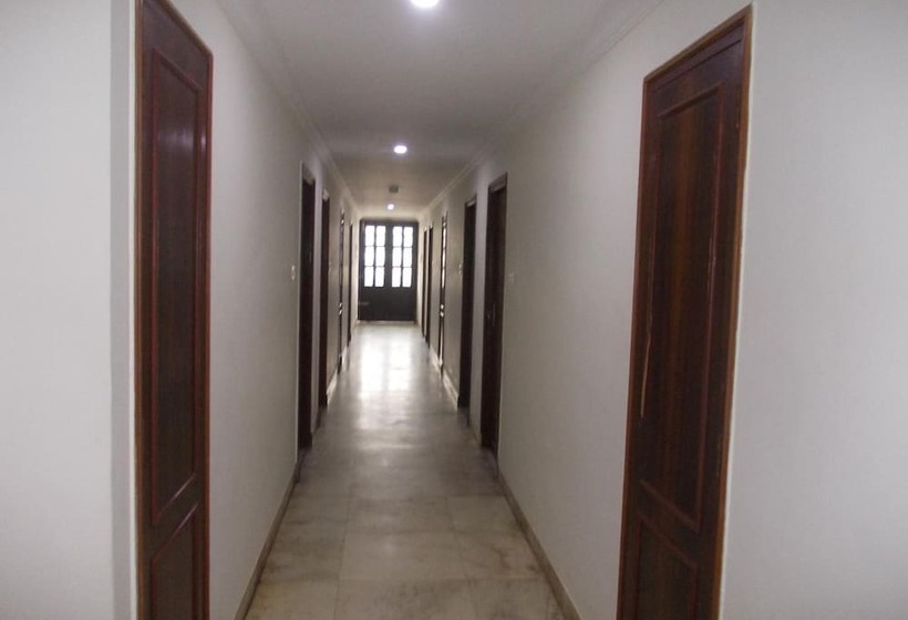 ホテル Mount Manor