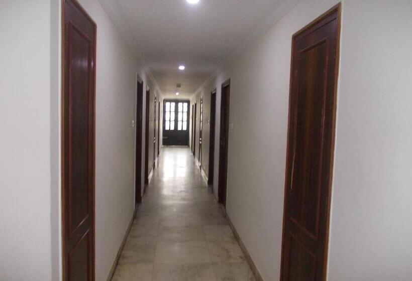 ホテル Mount Manor