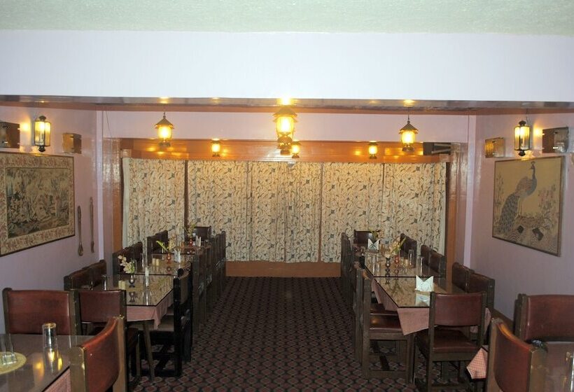 Hotel Welcome  Gulmarg