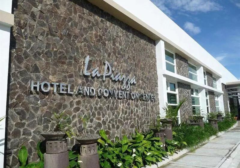 La Piazza Hotel And Convention Center Inc