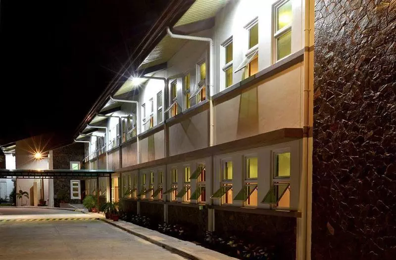 La Piazza Hotel And Convention Center Inc