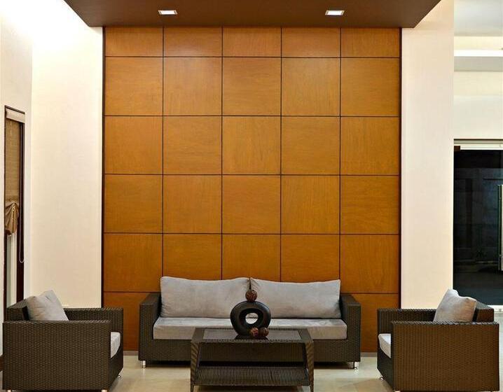 La Piazza Hotel And Convention Center Inc