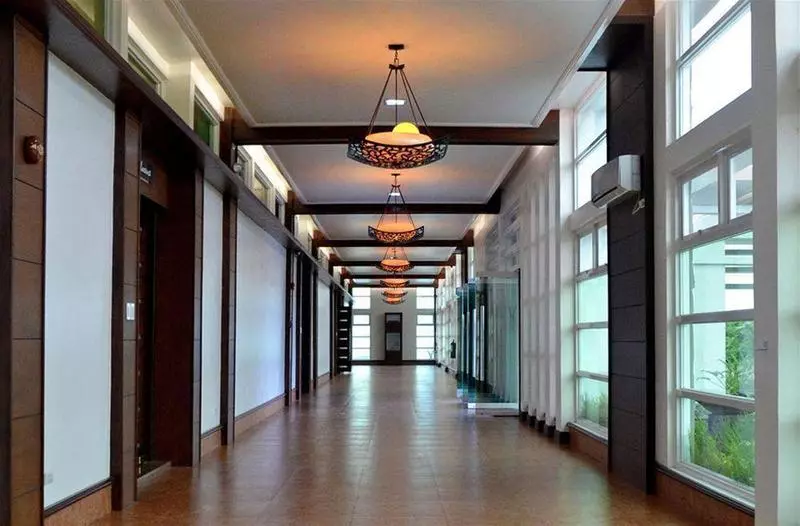 La Piazza Hotel And Convention Center Inc