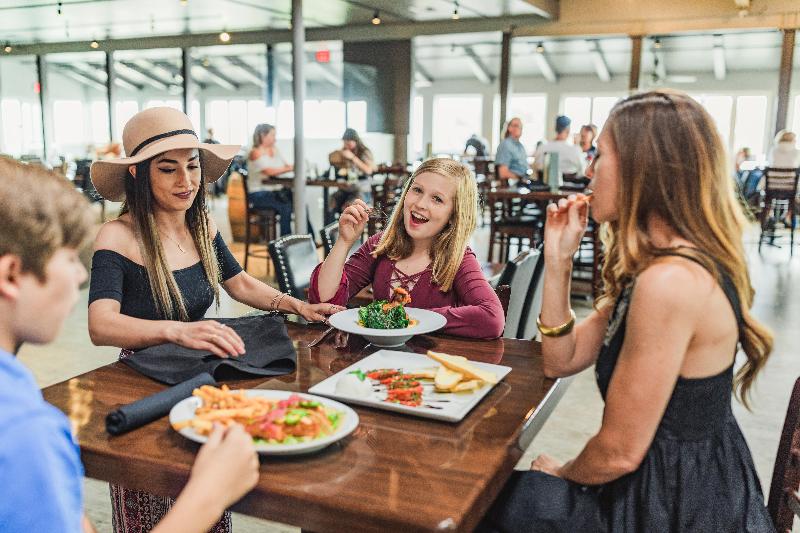 汽车旅馆  Tides Oceanview Inn And Cottages