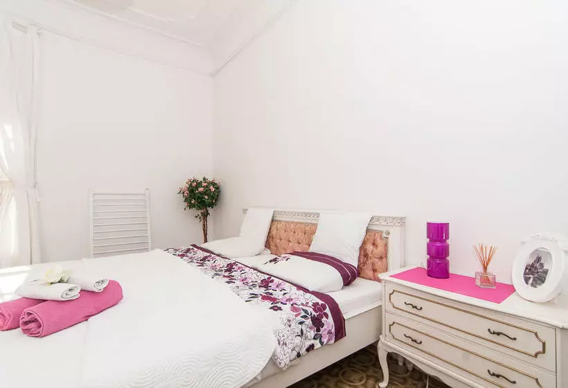 پانسیون Trianon & Co Barcelona