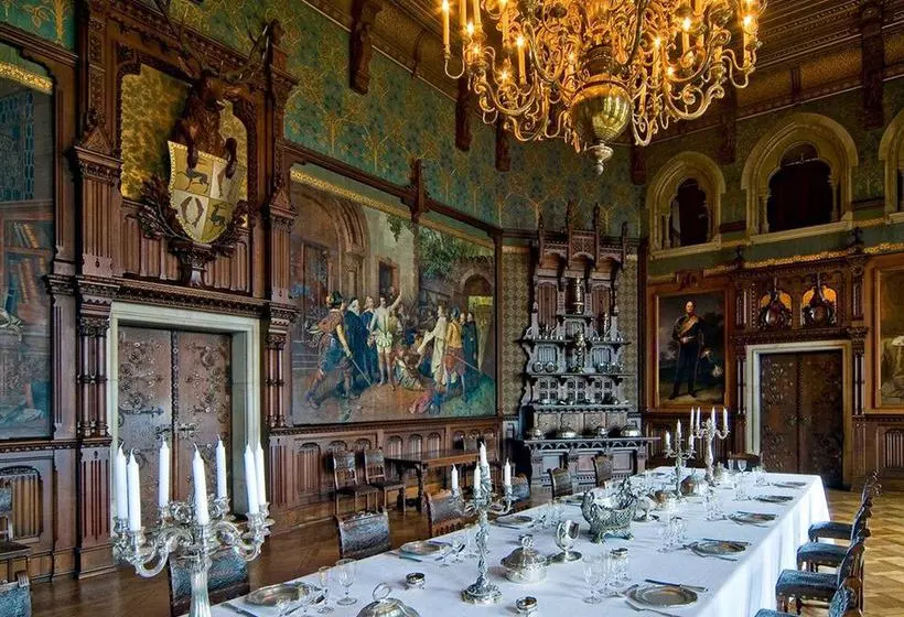 Отель Park Schloss Meisdorf