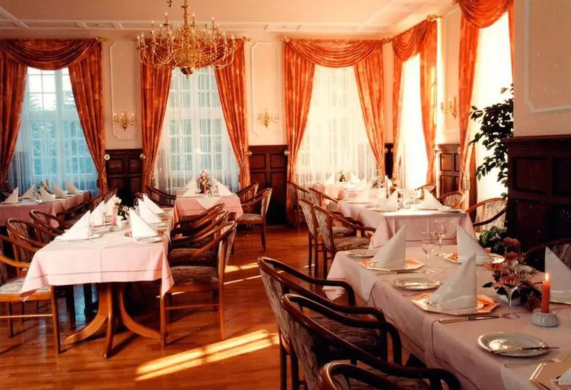 Отель Park Schloss Meisdorf