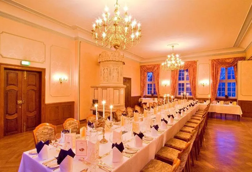 Отель Park Schloss Meisdorf