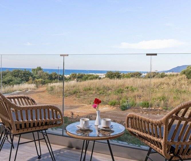 Отель Georgioupolis Suites