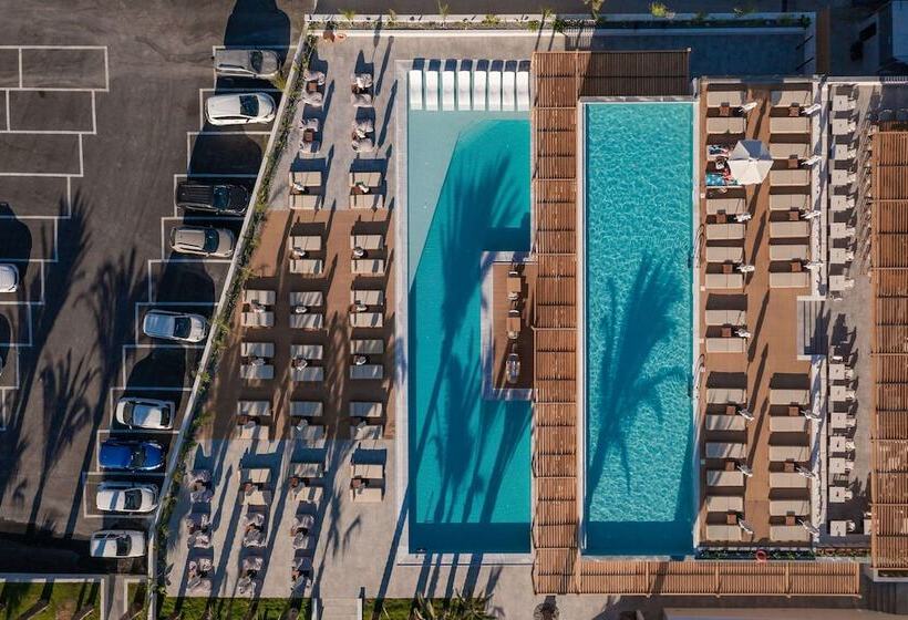 Отель Georgioupolis Suites