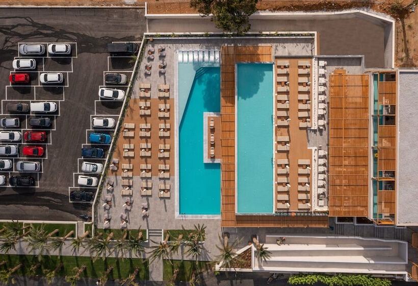 Отель Georgioupolis Suites