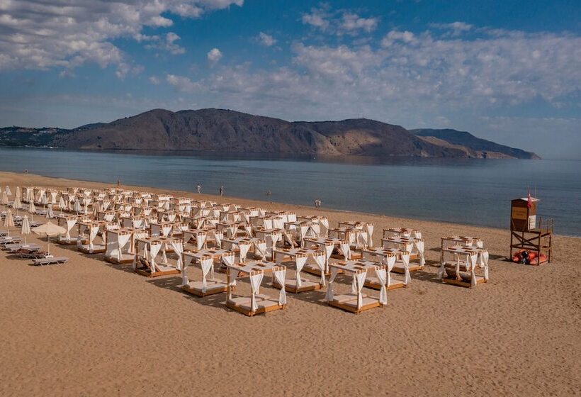 Отель Georgioupolis Suites