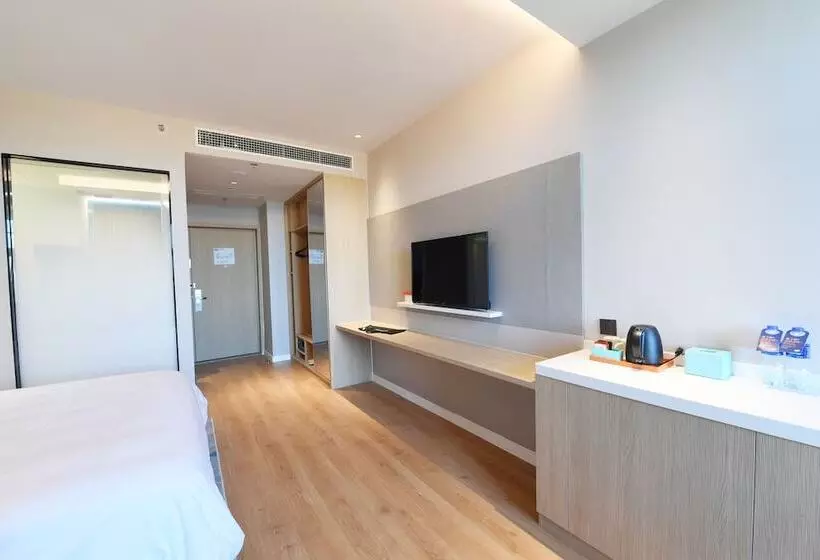 هتل Holiday Inn Express Tianjin Binhai, An Ihg