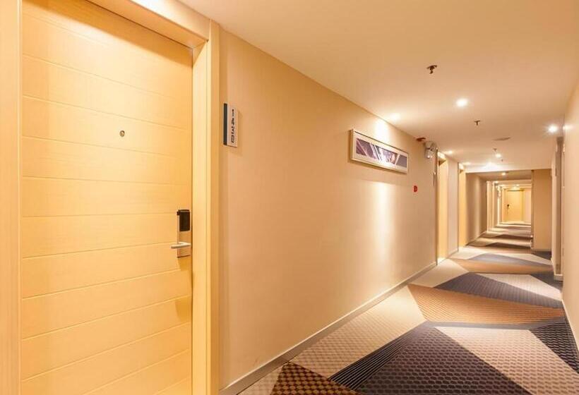 호텔 City Comfort Inn Wuhan Wangjiawan Longyangcun Metro Station