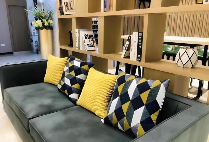 호텔 City Comfort Inn Wuhan Wangjiawan Longyangcun Metro Station