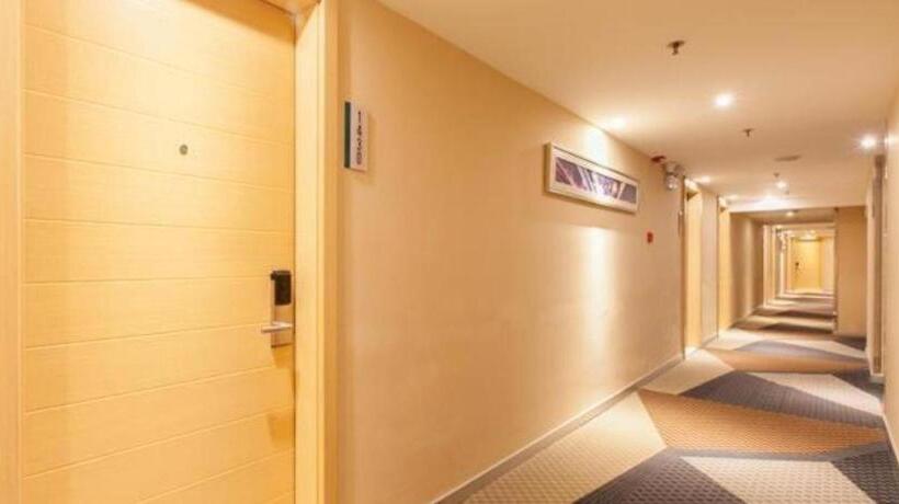 호텔 City Comfort Inn Wuhan Wangjiawan Longyangcun Metro Station