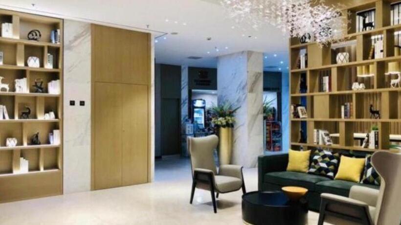 호텔 City Comfort Inn Wuhan Wangjiawan Longyangcun Metro Station