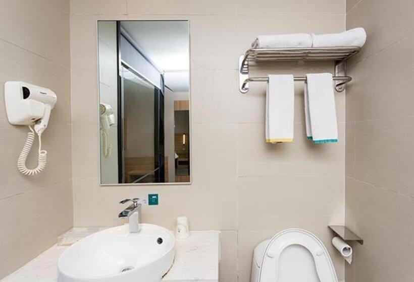 Hotel City Comfort Inn Xiangyang Minfa World City Minfa Plaza