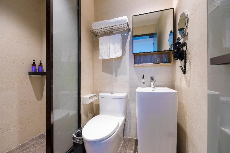 Hotel Hanting Premium  Shanghai Hongqiao Railway Station