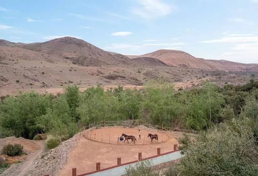 Hotelli La Fattoria Ecolodge