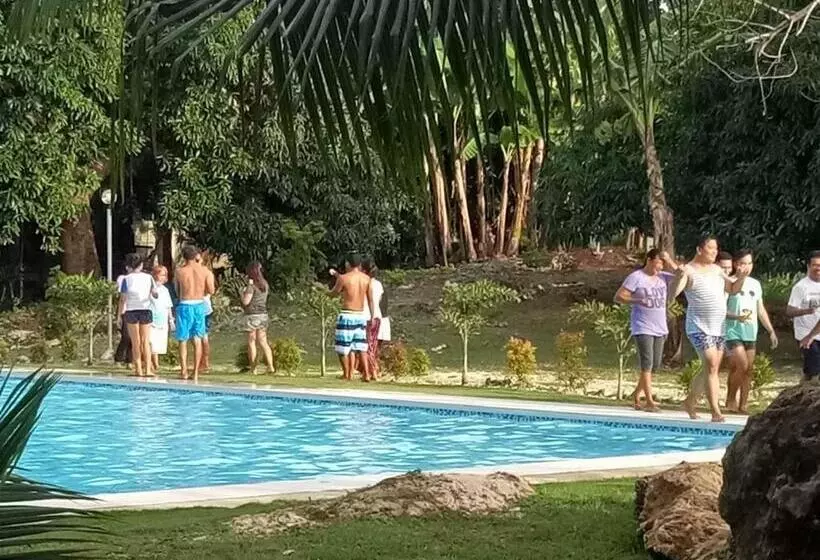 Aamiaismajoitus (B&B) Medellin Seaview Inn